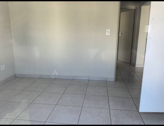 1 BEDROOM APARTMENT FOR SALE IN NORTON PARK